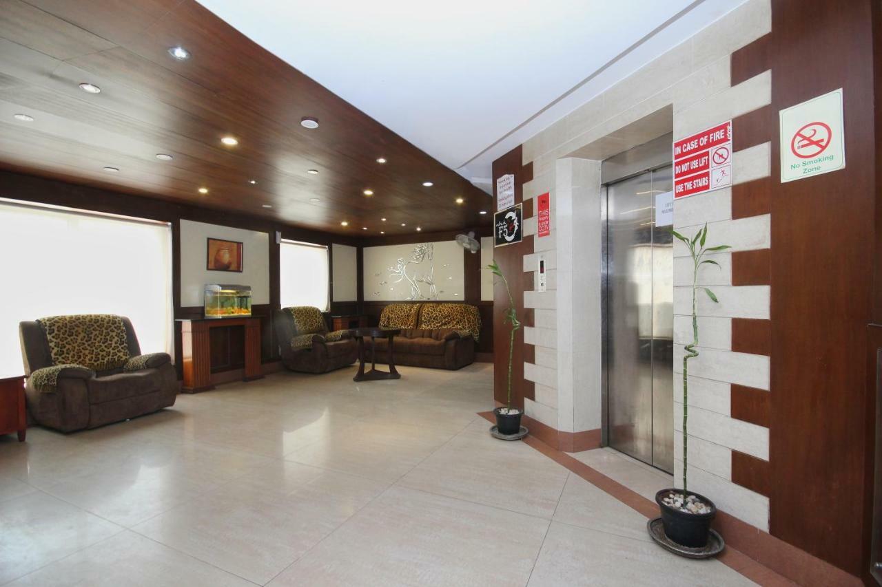 Oyo 316 Hotel Brigade Royale Bangalore Dış mekan fotoğraf